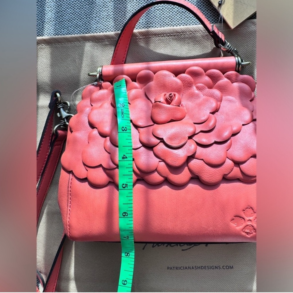 NWT Women’s PATRICIA NASH Noelle Top Handle Bag Petals Coral crossbody $200 - Picture 6 of 8